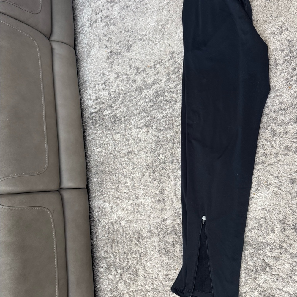 Men’s Nike running joggers - Picture 3 of 4